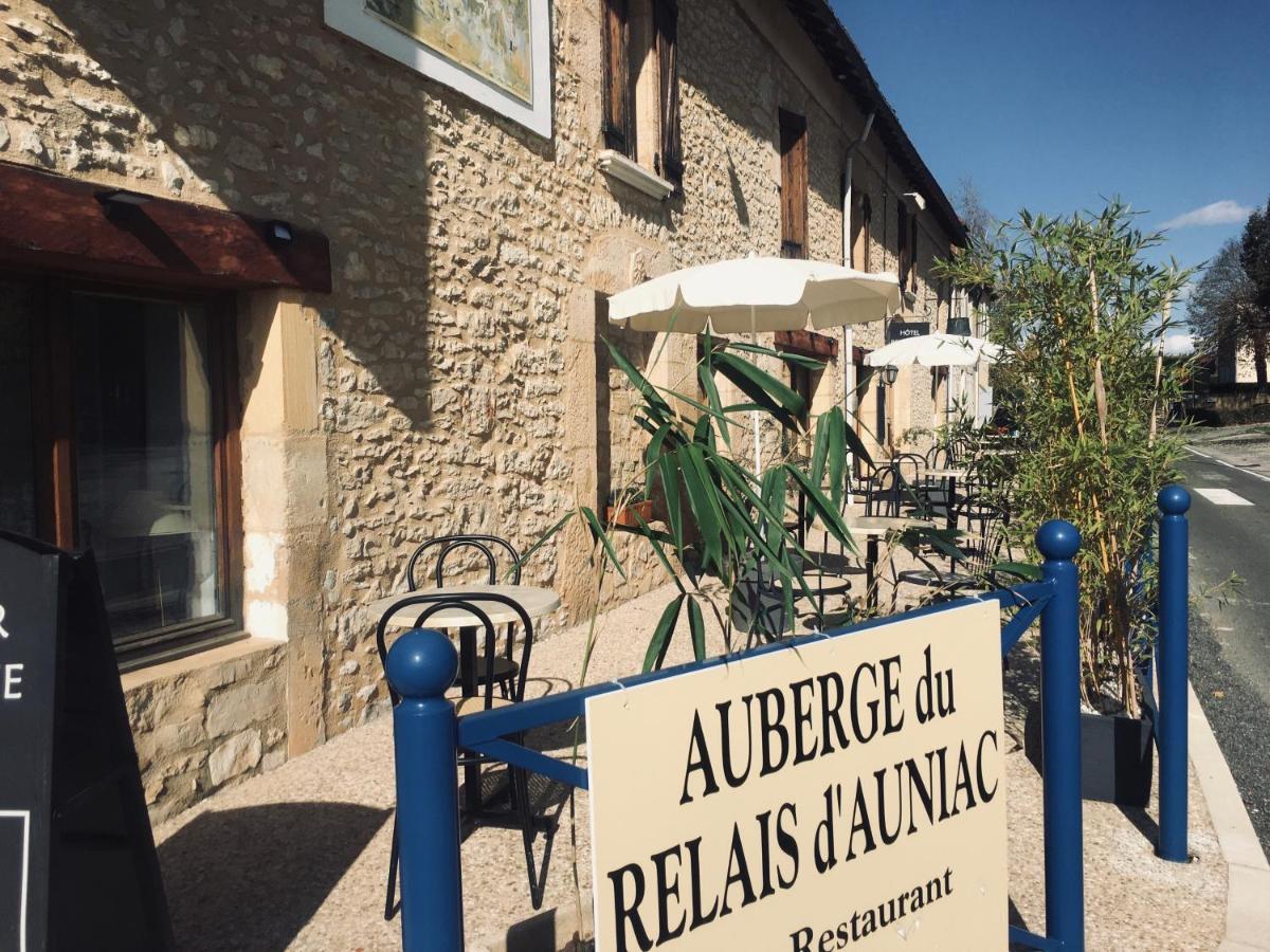 Auberge Du Relais D Auniac Hotel Bar Restaurant Piscine 앵갈라스노작 외부 사진